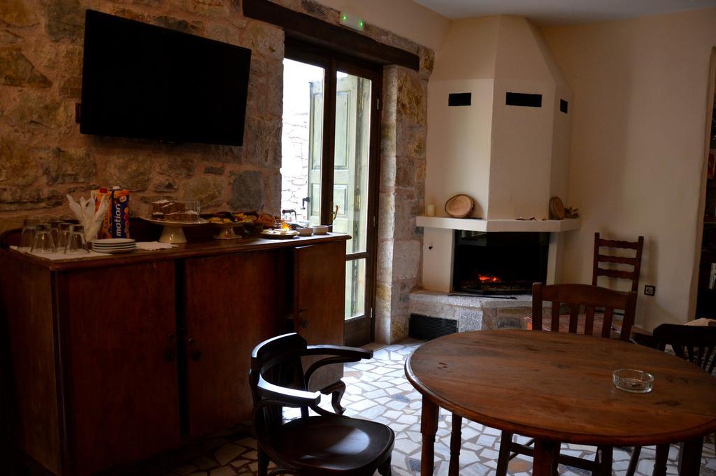Messana Hotel Messíni Екстериор снимка